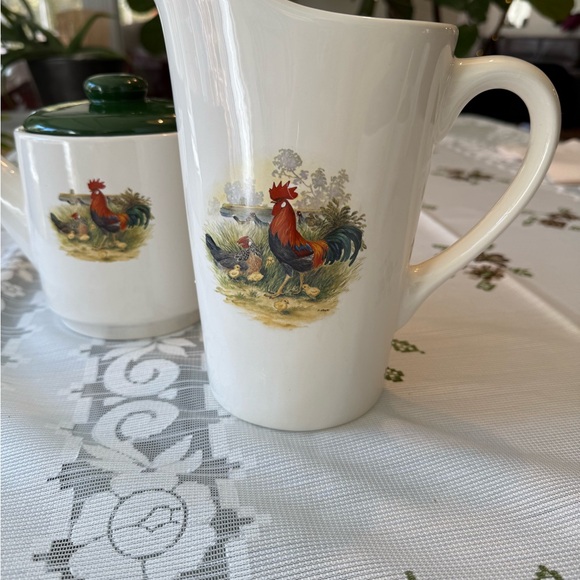 Rooster Design Ceramic Dining Set - Picture 7 of 16